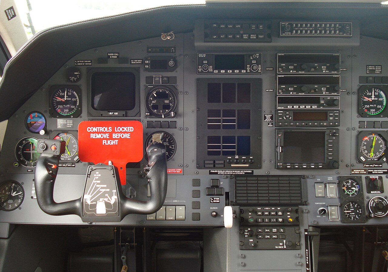 Pilatus PC-12 NGX — Poste de pilotage (illustration)